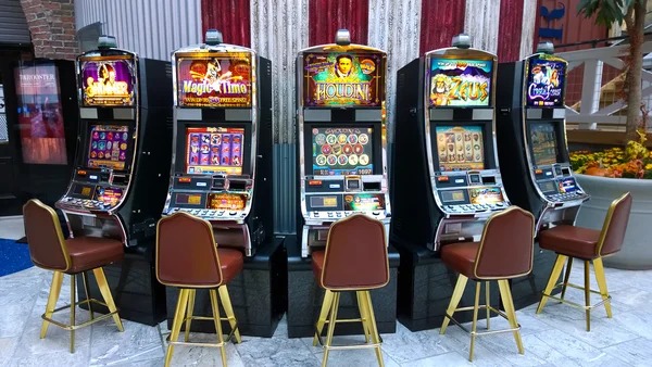 harum777 platform showing live dealer, sportsbook, and slots categories